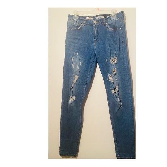 Ripped Skinny Legged Jeans - Picture 1 of 3